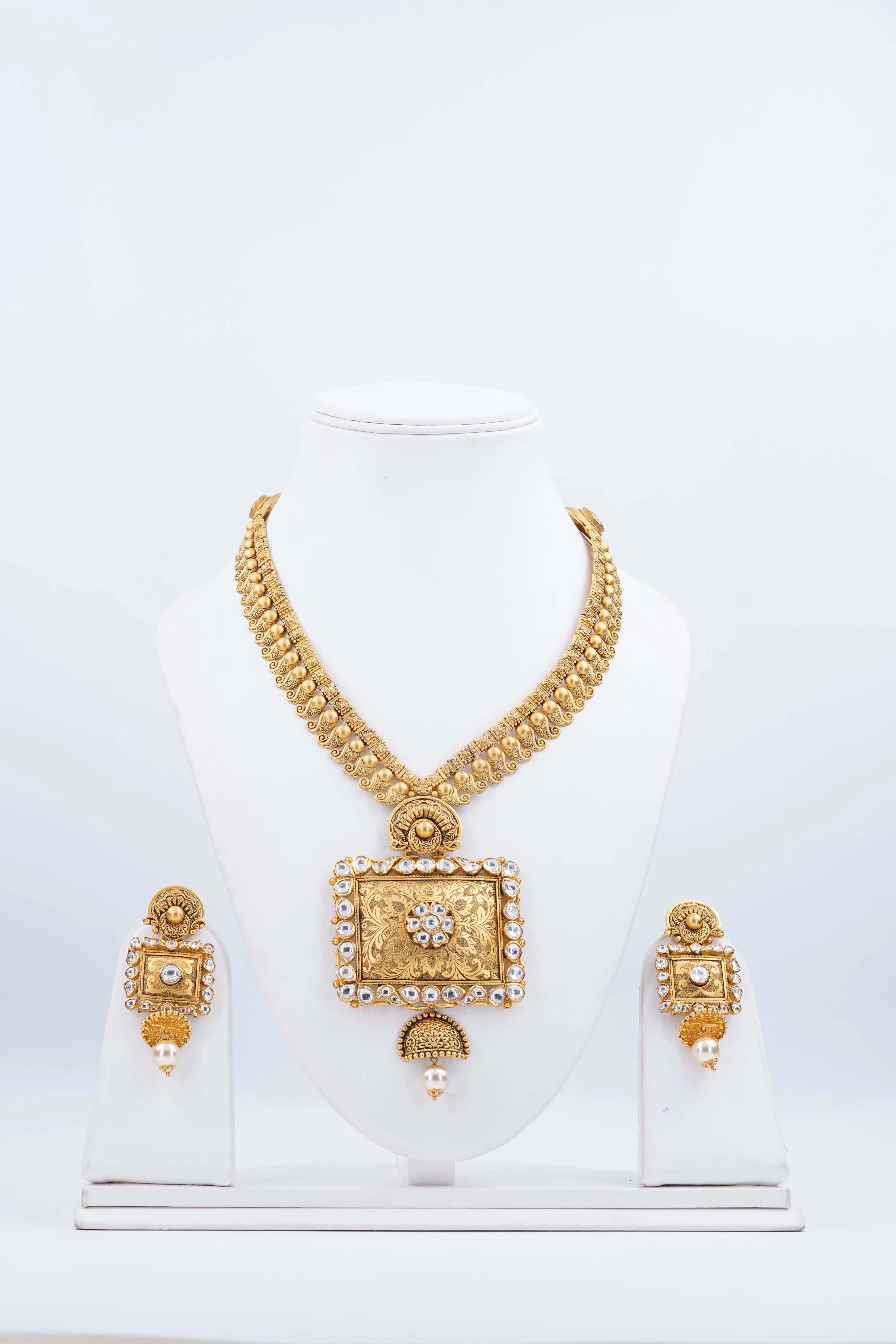 Belgee Jewellers 18