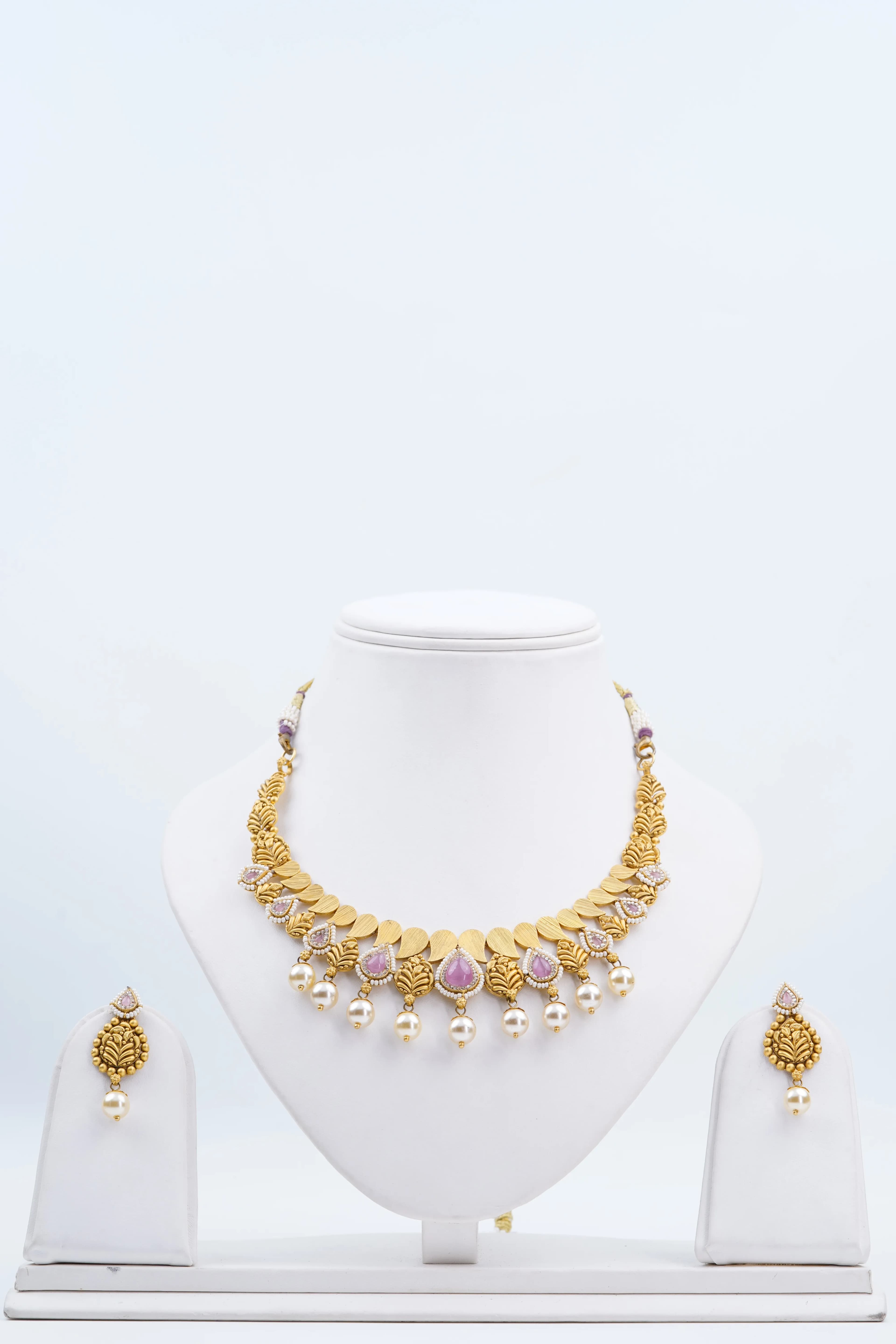 Belgee Jewellers 55